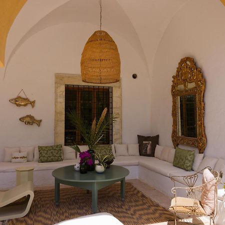 Lella Zohra, Studio Avec Piscine A Sidi Bou Said Exterior foto